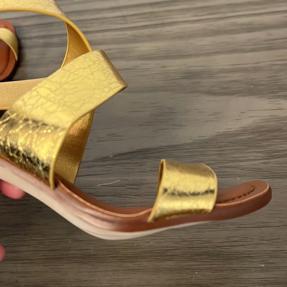 FRANCO SARTO GOLD STRAPPY CHUNKY HEELS 6 - Picture 15 of 16